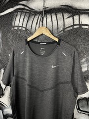 Nike Dri-Fit ADV Techknit Ultra Running Sport Grey T-Shirt Men’s Size XL