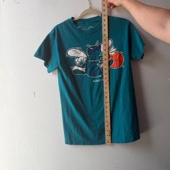 Mitchell & Ness Charlotte Hornets Teal Graphic T-Shirt Mens Small NBA Basketball