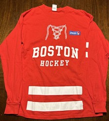 Gildan Boston Hockey Pepsi Red Long Sleeve Medium T-Shirt
