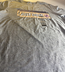 New Nike Just Do It Graphic T Shirt Mens Size Medium Gray Pixel Logo