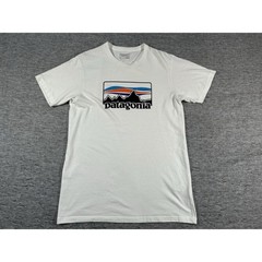 Patagonia P-6 Logo Shirt Mens Medium Slim Fit White Short Sleeve Crew 39061