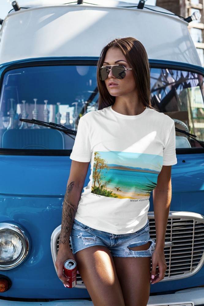 Surfing T-shirt Noosa Australia Retro Brand surfwear Sizes XS,S,M,L,XL,2XL,3XL