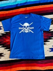 Gildan Dry-Blend Skull and Crossbones T- Shirt Men’s L Royal Blue Casual