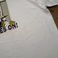 Vintage USA The Spirit Lives On! 9/11 Memorial T-Shirt XL Fruit of the Loom
