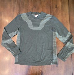 Men Size Small Nike ACG Baselayer Shirt Green Dri-Fit ADV Delta River Nylon Wool