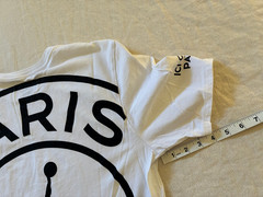 Nike Air Jordan Paris Saint-Germain Men’s PSG White Graphic T-Shirt, Size – L