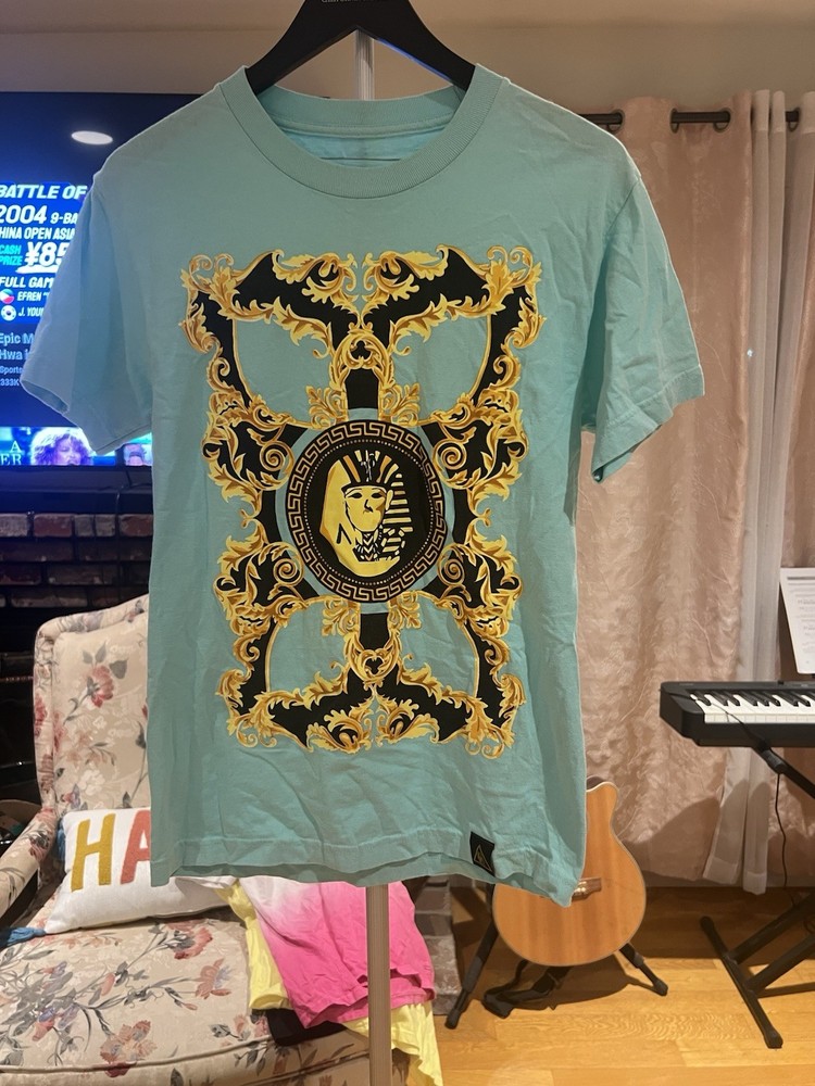 last kings t shirt small Apple Green