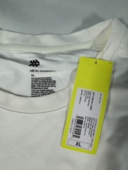 All in Motion Men’s Relaxed Fit Soft Stretch T Shirt White Size XL NWT