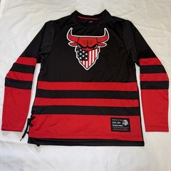 Maxi Milian Chicago Bulls Hockey Sports Mens Jersey Blk/Red Size M Long Sleeve