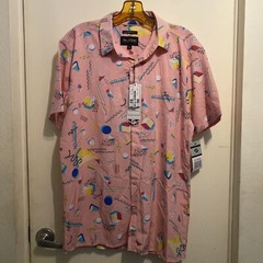NWT 90s Inspired Button Up Drill Clothing Co Unisex T Shirt Pink 90% Polyester M