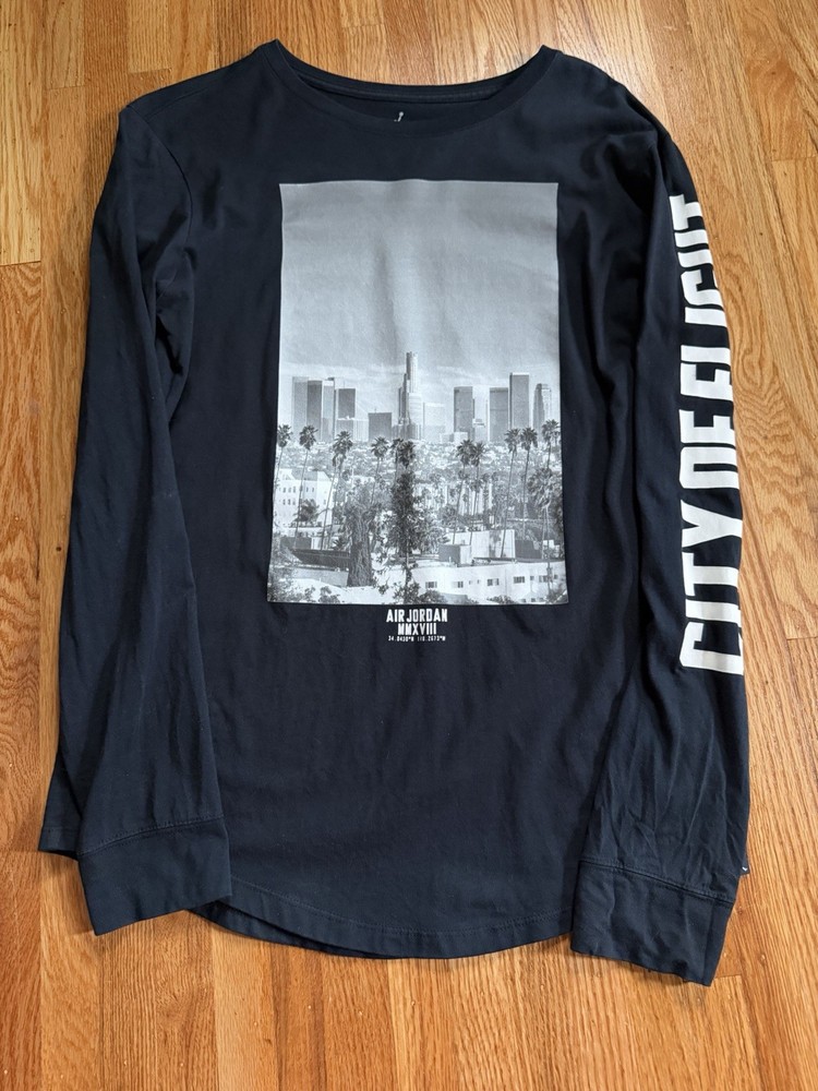 Air Jordan City Of Flight Long Sleeve Shirt – Medium Jumpman