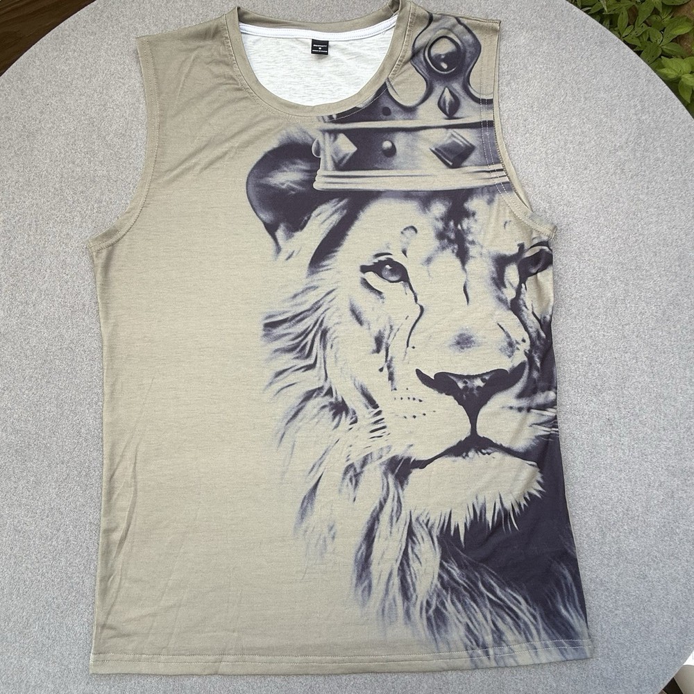 Manfinity Men’s M Beige Lion Crown Graphic Knit Round Neck Sleeveless T-Shirt