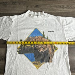 VTG Grizzly Bear T Shirt Fits Medium Tennessee Vacation Tee High Neck 1980s USA