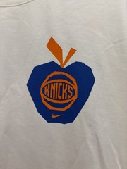 Sizes L & XL | EXCLUSIVE New York Knicks White Apple Tee | SOLD IN NIKE TRUCK
