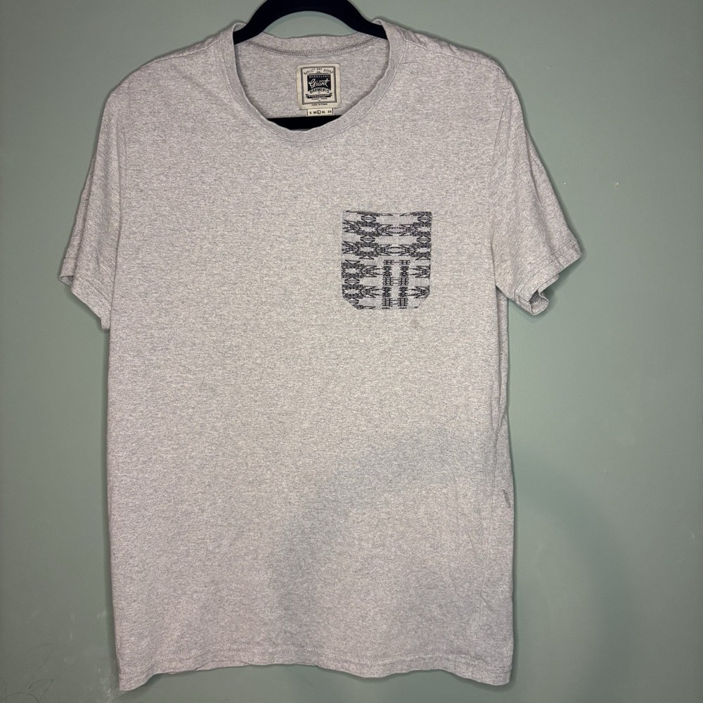 Beautiful Giant Garments Men’s Shirt Size Large Grey With Tribal Pocket