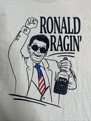 Vintage Delta Pro Weight Ronald “Ragin’ Ronald” Reagan Republican T-Shirt
