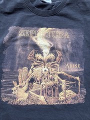 Adult Large Vintage Sepultura Arise Tshirt
