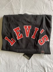 NWT Men’s Levi’s Classic Logo T-shirt. Sz Small & Black Retail $24.50