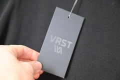 NEW VRST Men’s Essential SS Pocket Tee Pure Black Sz S Gym Train Athleisure