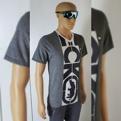 NWT ECKO UNLTD MEN’S SHORT SLEEVE V-NECK TSHIRT GRAY SIZE S BIG LOGO G.MARLED