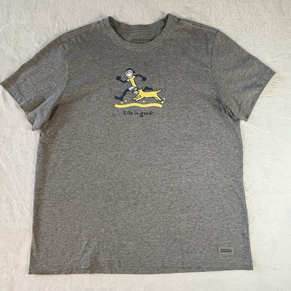 Life is Good Men’s Jake & Rocket Beach Run Short Sleeve Crusher Tee Gray Large