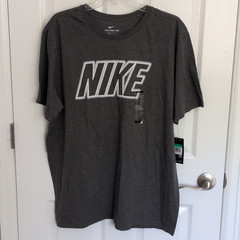 NWT Nike The Nike Tee Men’s Gray Logo Crew Neck Short Sleeve XL