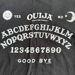 Halloween Ouija Board “Mystifying Oracle” Board Game 2019 T-Shirt Large