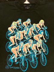 Upper Playground Men’s M T-Shirt PDX BIKE RIDE Sexy Women on Fixie Bicycles OOP