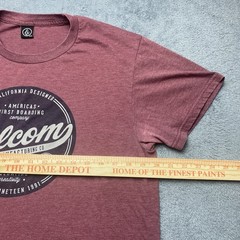 Volcom T-Shirt Mens Sz Medium Maroon Short Sleeve Graphic Logo Surf Skate Snow