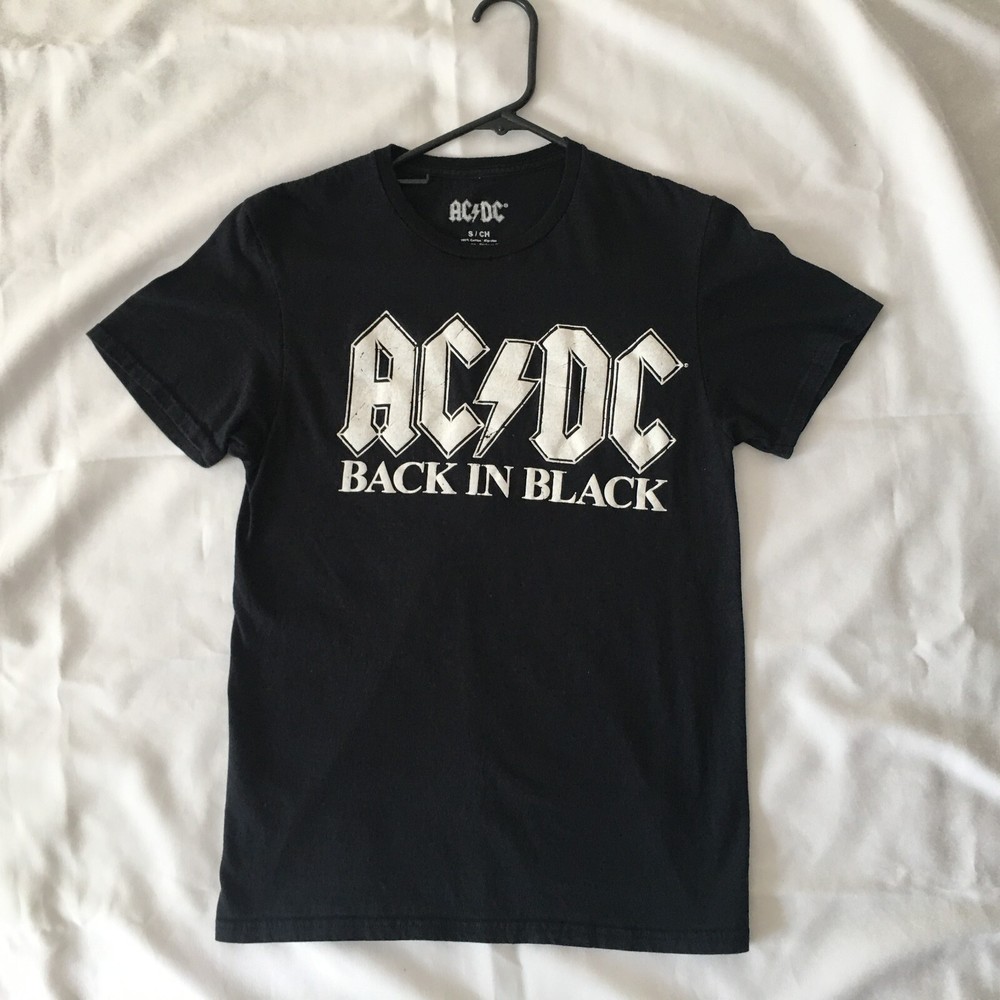 AC DC T Shirt Mens size S Black Graphic Back In Black Short Sleeve Tee Rock Band