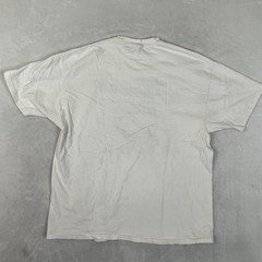 Vintage Famous Smoke Shop Shirt Mens XL White Graphic Hanes Beefy-T Made USA 90s