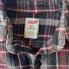 Genuine Dickies Men 100% Cotton Red Black Plaid Flannel Button Down Shirt S