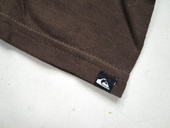 Quiksilver Short Sleeve T Shirt Mens Small Vangaurd Logo Graphic Print Brown NWT