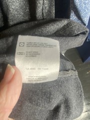 men’s heathered gray and blue long-sleeve t-shirt with a chest pocket Sz M