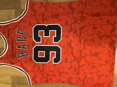 *AUTHENTIC* BAPE x Mitchell & Ness Chicago Bulls 93 Jersey – Red