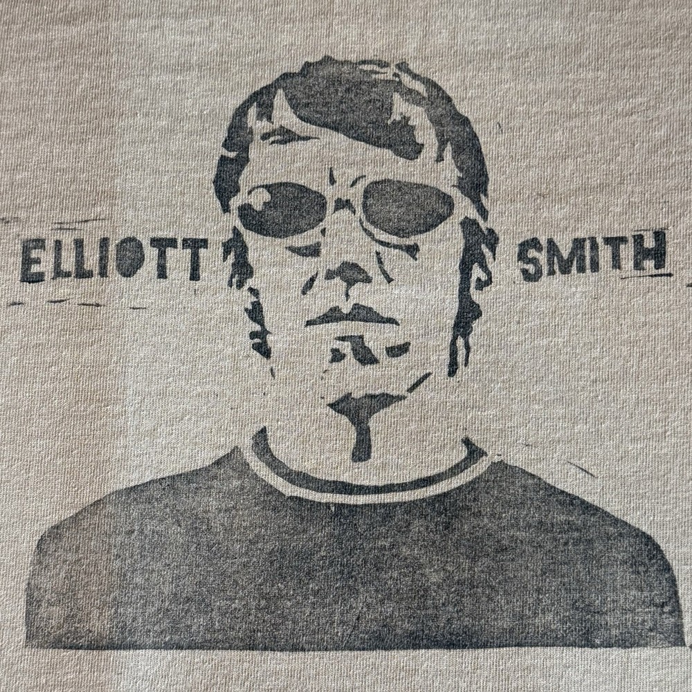 ELLIOTT SMITH Alt Rock Singer Songwriter T-Shirt. MEDIUM Preowned NV