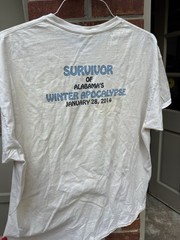 2014 I Survived The Dusting Birmingham AL T Shirt XL Winter Apocalypse Gildan