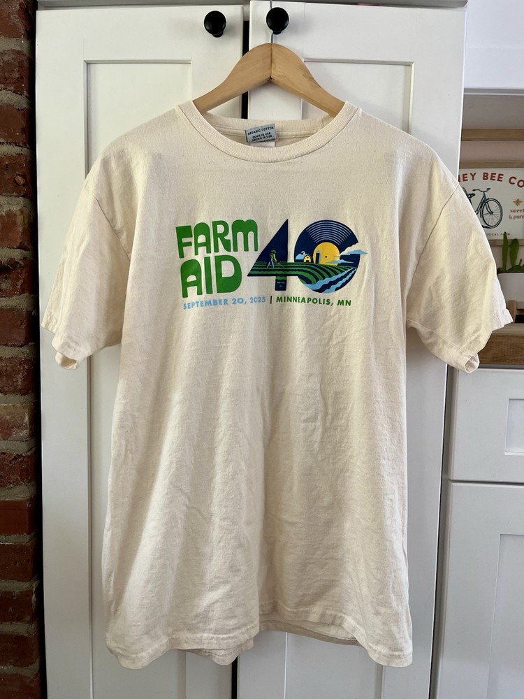 Farm Aid 40 T-Shirt Sept 2025 Minneapolis MN Size Large Country Music Band Tee