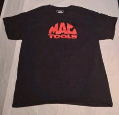 Mac Tools Official T Shirt_ Mint Cond_ Size Large _ Black w/ Red Logo on Front