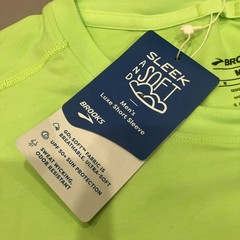 Brooks Luxe T-Shirt Mens Medium Stretch Short Sleeve Neon Limeade Running UPF