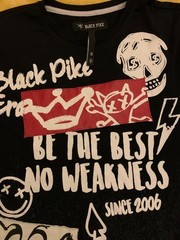 Black Pike men’s all seasons T shirt graphic printed black red white M cott blen