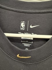 Size L New York Knicks Nike NBA Champions Crystal Rhinestone T Loose Fit Black