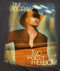 2013 Tim McGraw Two Lanes of Freedom Tour Shirt Small Gray Country Concert Tee
