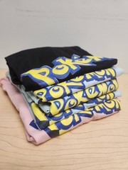 POKEMON PIKACHU MIXED SIZED T SHIRTS PLUS BONUS TRADING CARDS SET 5