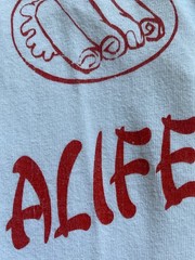 Alife Chinese Restaurant White Red Graphic Long Sleeve T-Shirt XXL – Well Worn