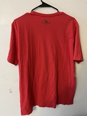 Under Armour T-Shirt Men’s L Short Sleeve Loose Red Crew Neck Solid Graphic