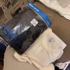 22 Mens Thermal , Variety Of Sizes And Colors, Individual Wrapped Ready To Sell