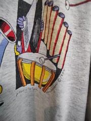 VTG 90s Band Instruments Brass Percussion Animated Graphic T-shirt Men’s XL