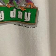Gildan Earth Day 2008 Shirt Adult L Animals Lion Frog Nature Art Outdoors Tee