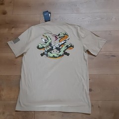 Under Armour UA Shirt Mens Large Beige Freedom Snake T Graphic Tee USA Flag New
